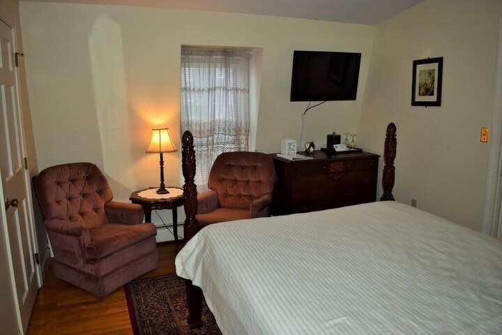 Hotel Interior 48 of 183