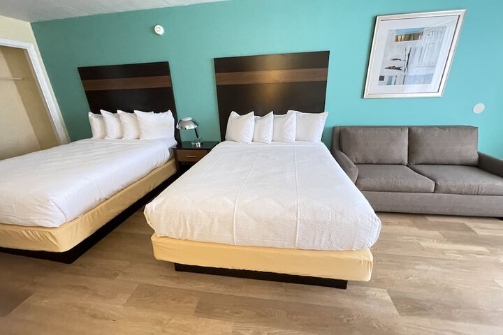 Room 15 of 27