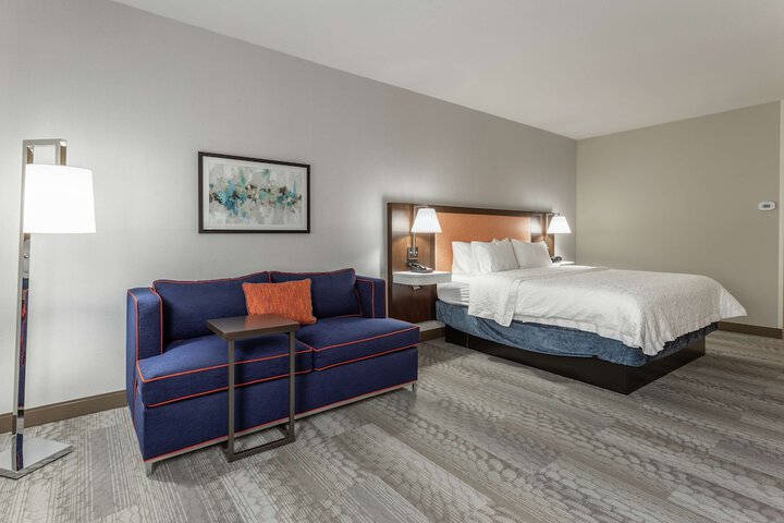 Room 8 of 24