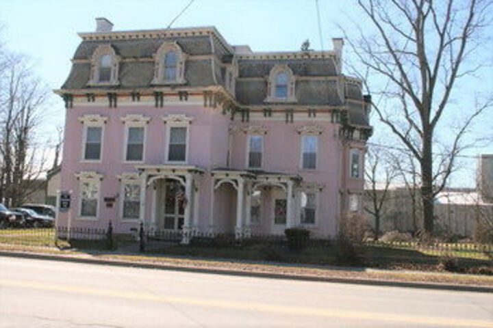 The Checkered Moose Inn