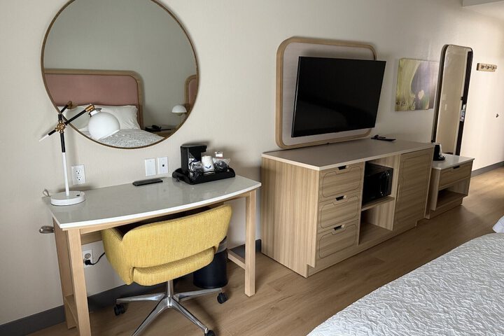 Hampton Inn & Suites Mission