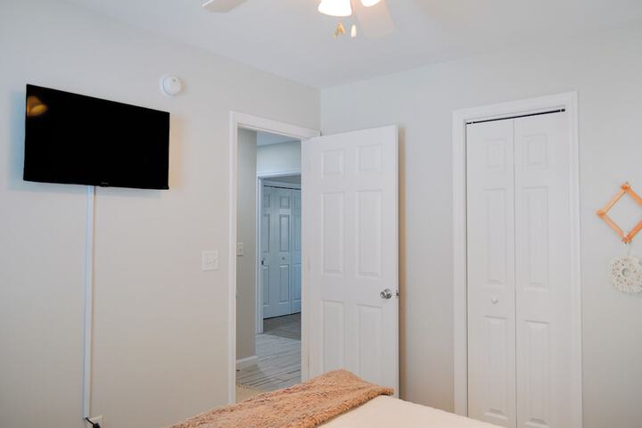 Sandy by The Sea by Topsail Realty