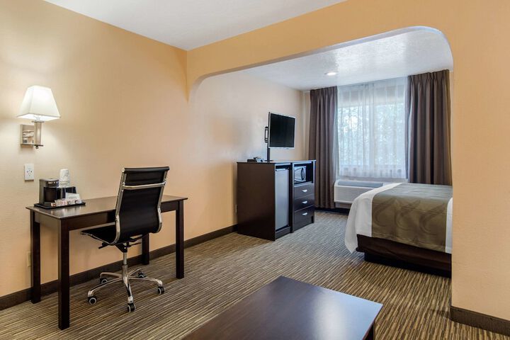 Room 22 of 36