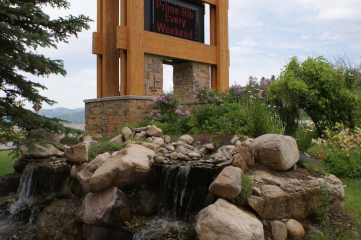 Flying Saddle Resort