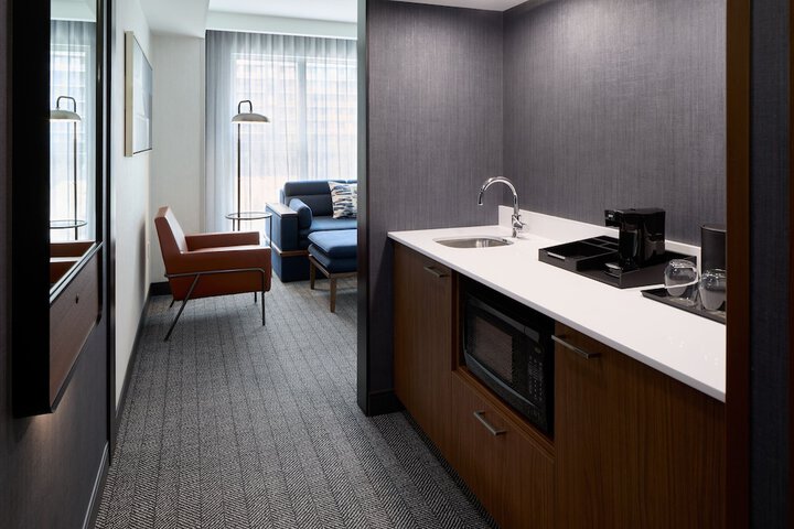 Courtyard by Marriott Montreal Laval