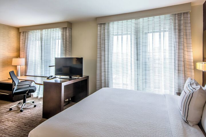 Room 21 of 49