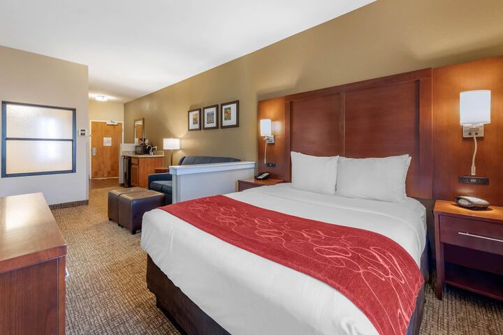 Comfort Suites Barstow near I-15