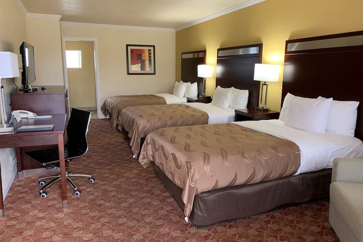 Room 18 of 46