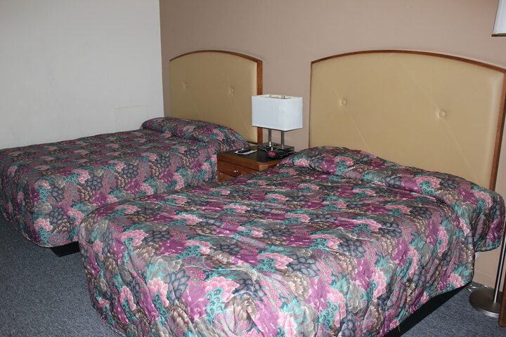 Room 18 of 39