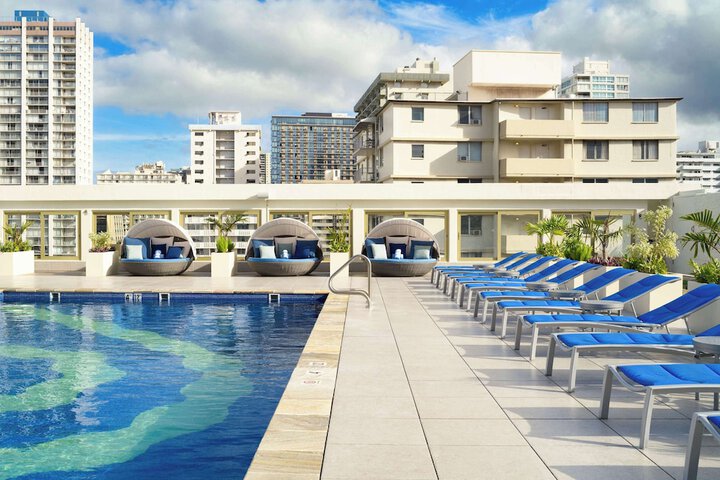 Pool 6 of 65