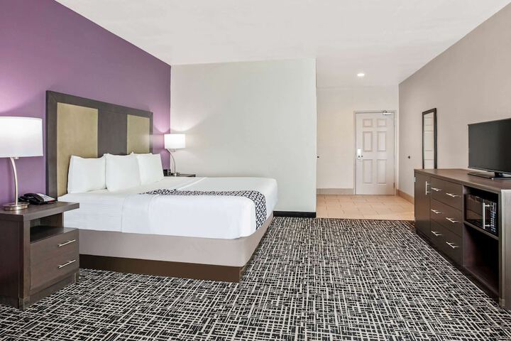 La Quinta Inn & Suites by Wyndham Corpus Christi - Portland