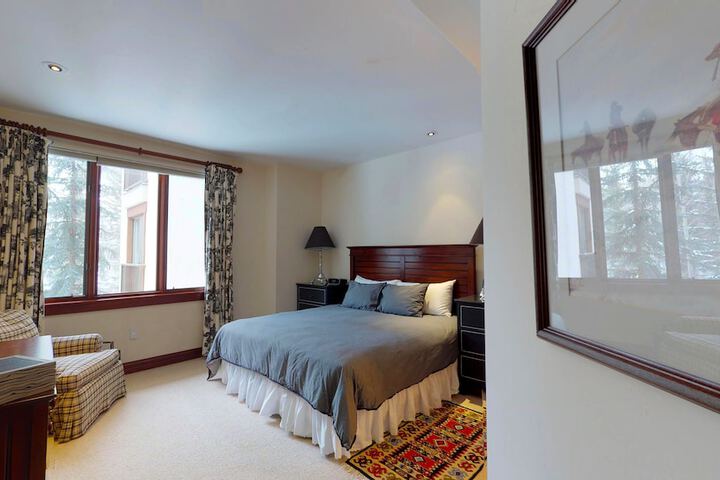 Room 293 of 361
