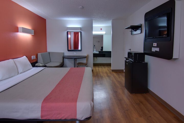 Room 12 of 31