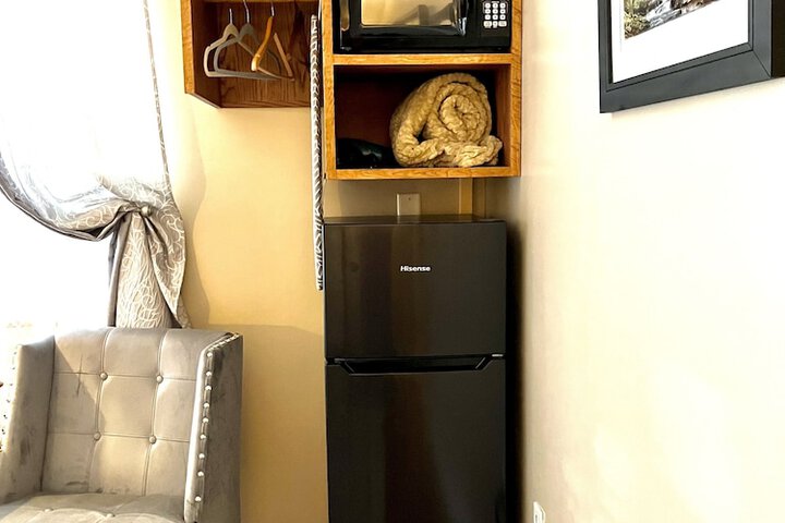 Room 42 of 175