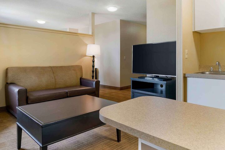 Extended Stay America Suites Detroit Madison Heights