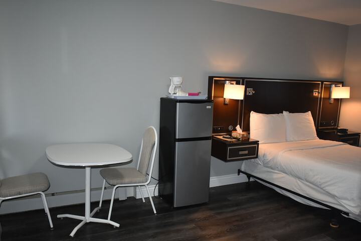 Room 110 of 141