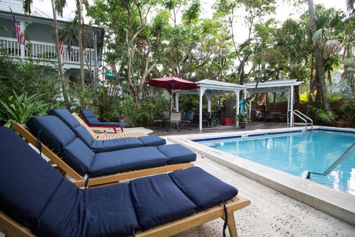 Key West Harbor Inn - Adults Only
