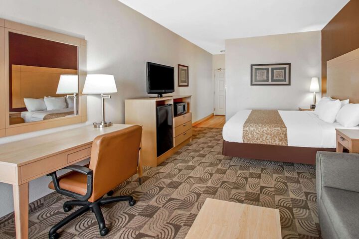 Room 36 of 42