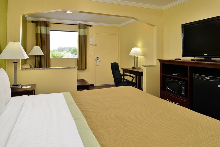 Room 19 of 24