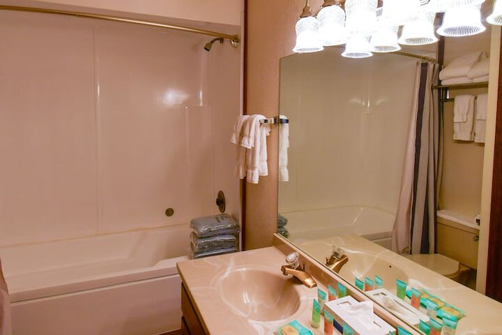 Inn at SilverCreek
