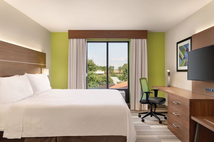Holiday Inn Express Hotel & Suites Lavonia by IHG
