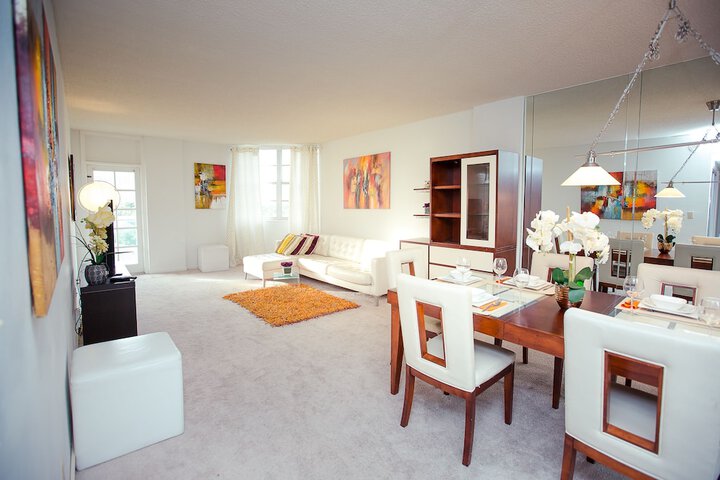 Room 28 of 38