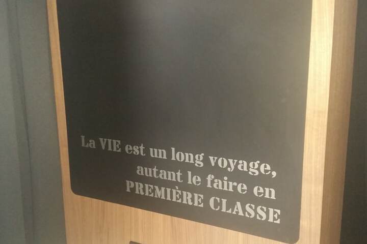 Room 19 of 47