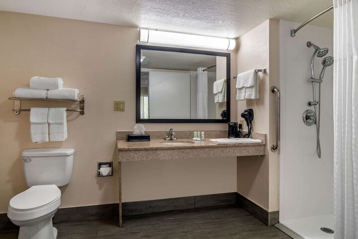 Room 20 of 25