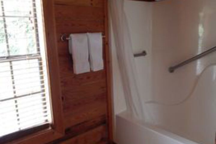 Riverside Log Cabins