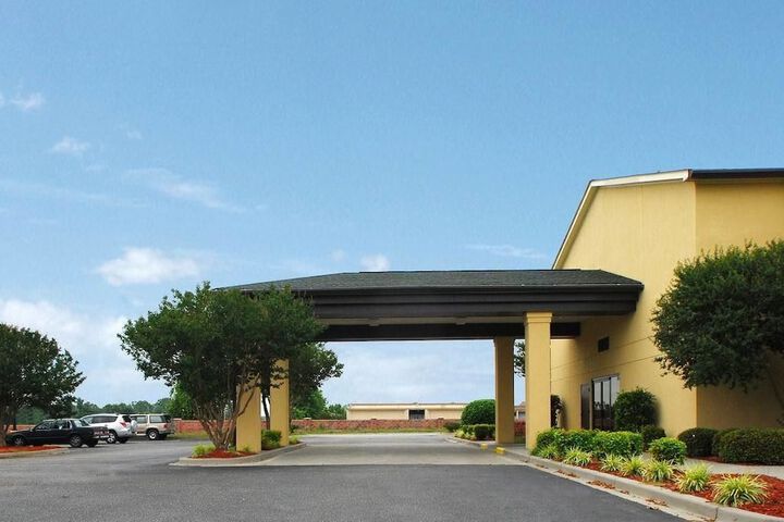 Hotel 2 of 48