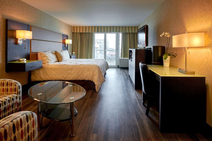 Room 20 of 61