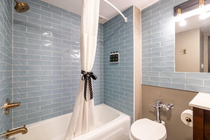The Highlander Hotel Iowa City an Ascend Collection Hotel