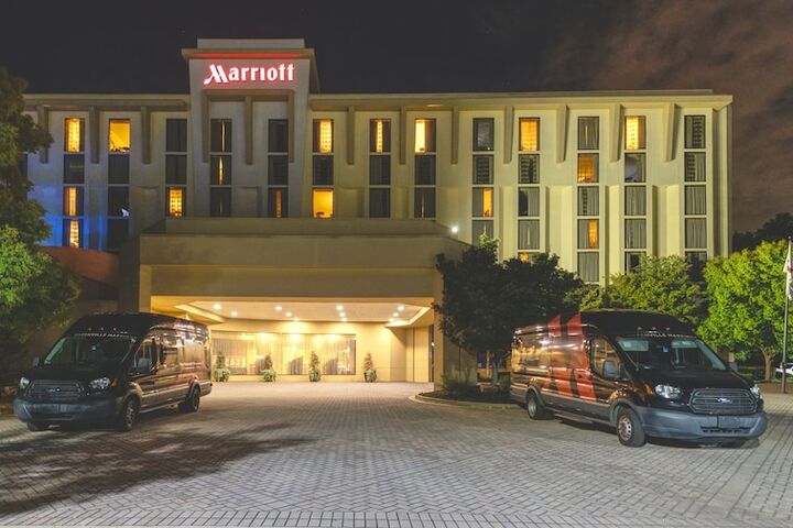 Hotel 4 of 64