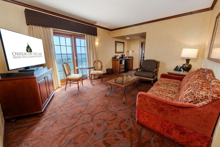 Chateau on the Lake Resort Spa and Convention Center