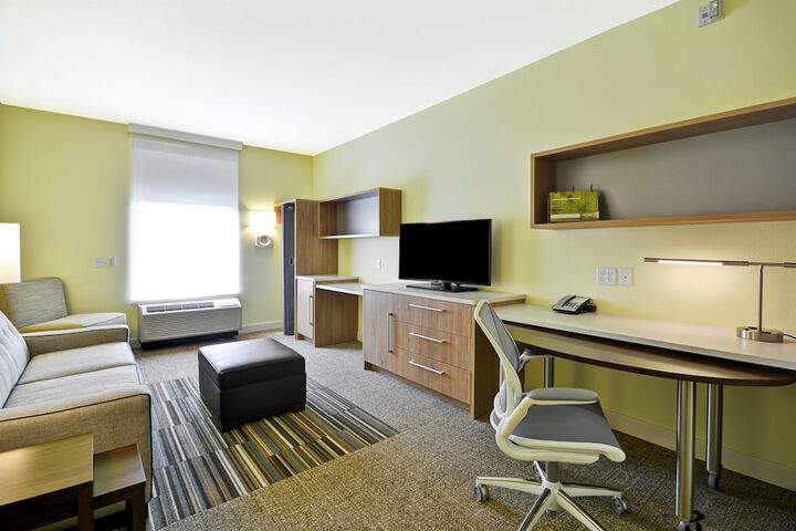 Room 21 of 40