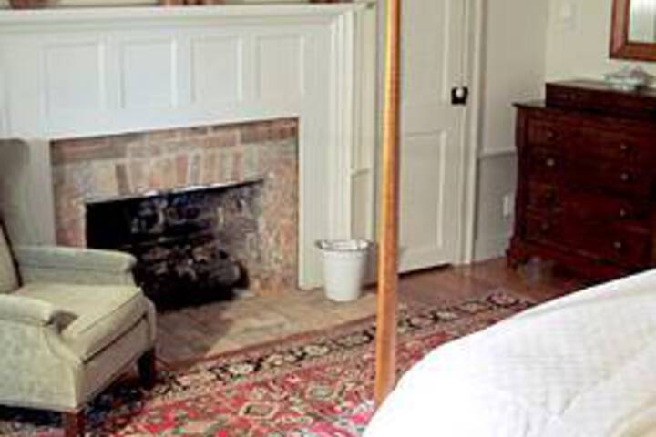 The Inn at Bingham School