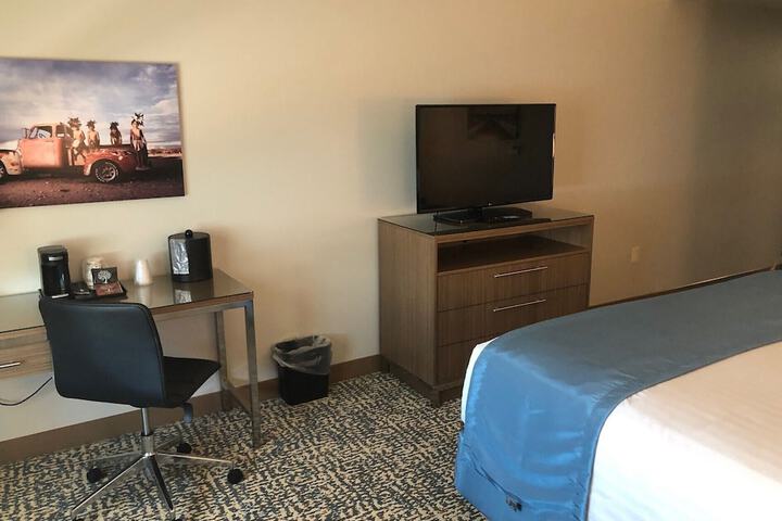 Room 17 of 30