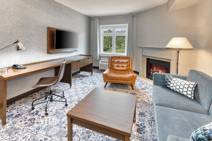 Four Points by Sheraton Barrie