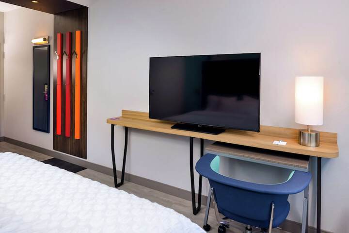 Room 8 of 41