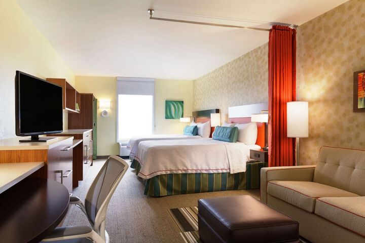 Room 15 of 25