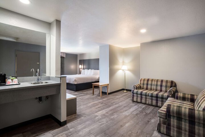 Room 20 of 27