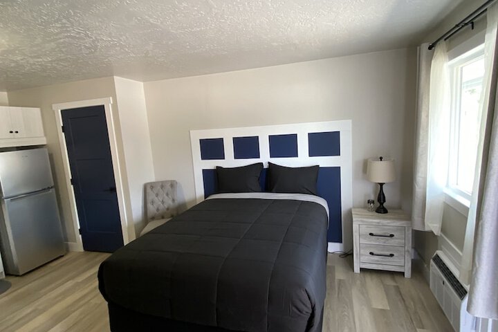 Room 10 of 15