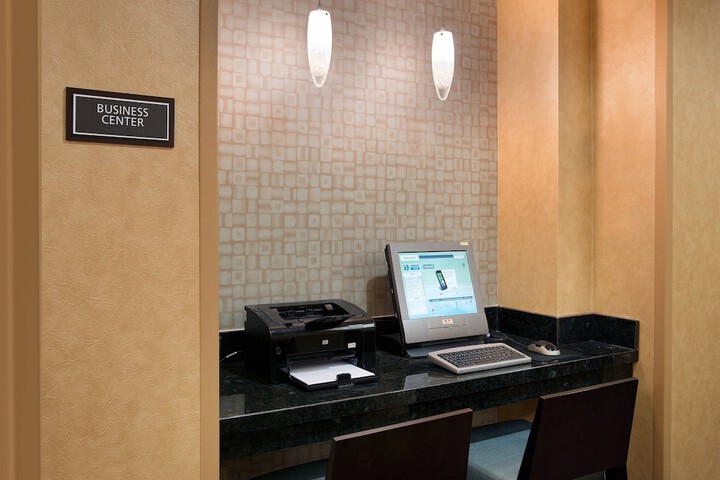 Business Center 27 of 29