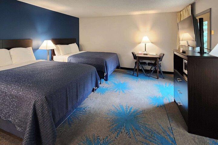 Room 34 of 80