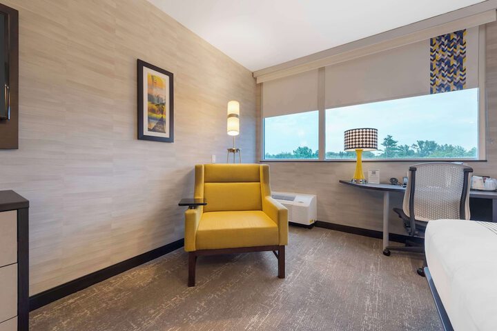 Room 16 of 31