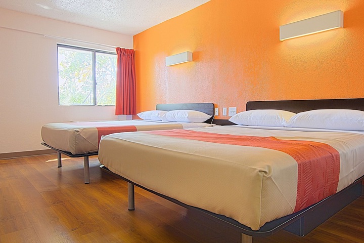 Motel 6 East Brunswick NJ