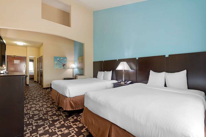 Best Western Plus Arlington North Hotel & Suites