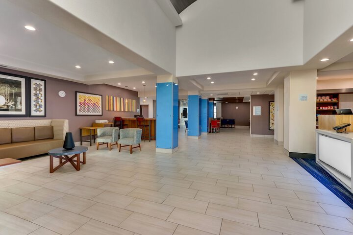 Hotel 8 of 37
