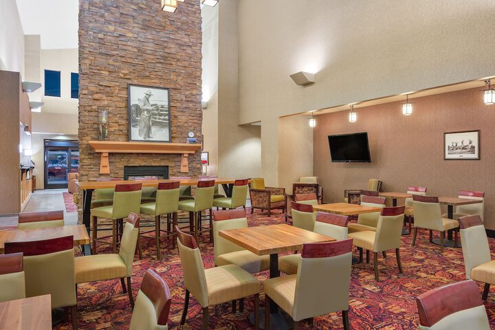 Holiday Inn Express & Suites Gillette by IHG