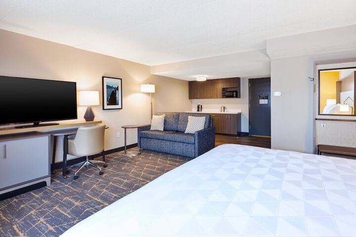 Holiday Inn Grand Rapids Downtown by IHG